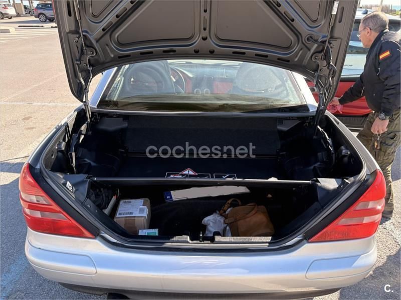 Usado Mercedes SLK230 193 CV (141 kW) 1997 Gris / plata Descapotable
