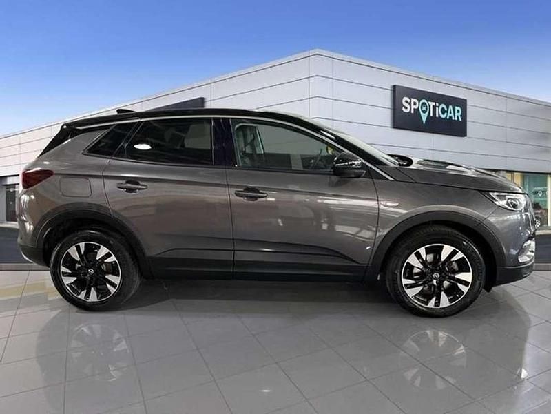 Usado Opel Grandland X Ultimate 131 CV (96 kW) 2021 Gris SUV