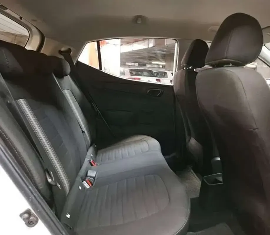 Usado Hyundai i10 GO! 84 CV (61 kW) 2022 Blanco Utilitario