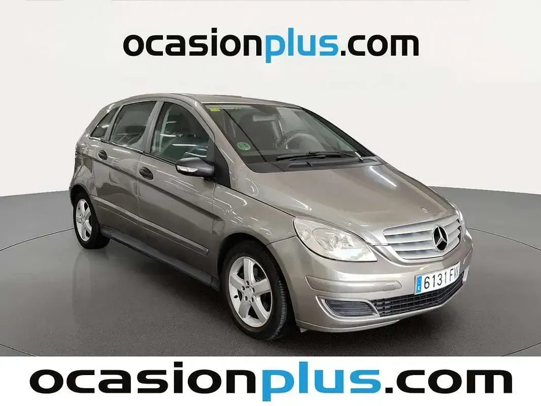 Usado Mercedes B170 116 CV (85 kW) 2007 Gris Monovolumen