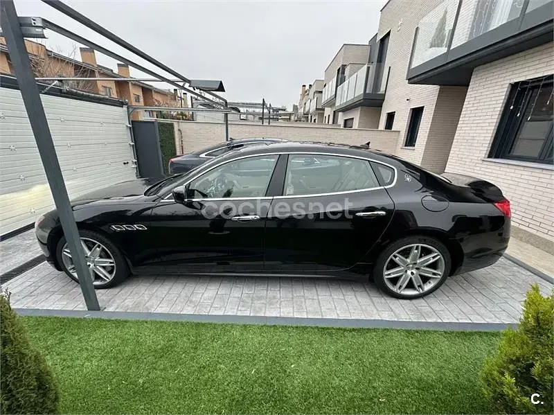 Usado Maserati Quattroporte 530 CV (389 kW) 2016 Negro Berlina