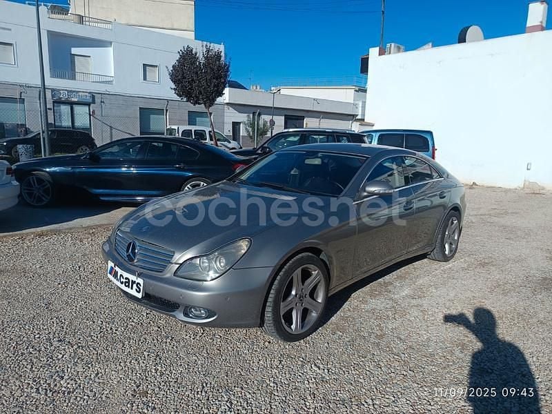 Usado Mercedes CLS500 388 CV (285 kW) 2007 Beige Berlina