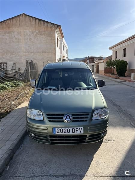 Usado VW Caddy Life 104 CV (76 kW) 2005 Verde Monovolumen