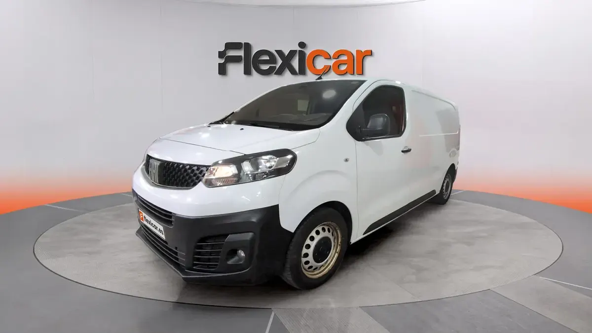 Usado Fiat Scudo 120 CV (88 kW) 2023 Blanco Van