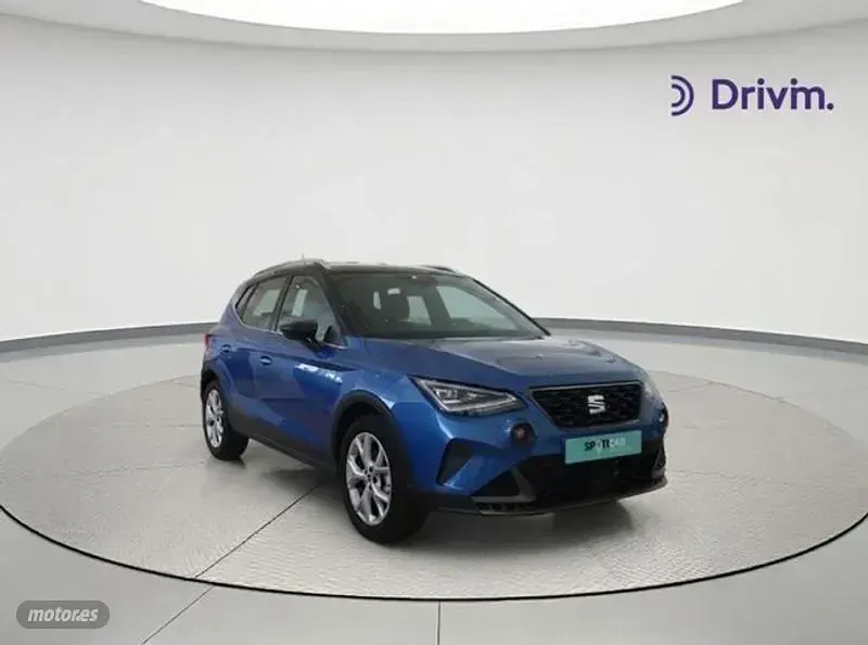 Usado Seat Arona FR 115 CV (84 kW) 2025 Azul SUV