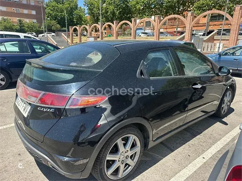 Usado Honda Civic Sport 140 CV (102 kW) 2007 Negro Berlina