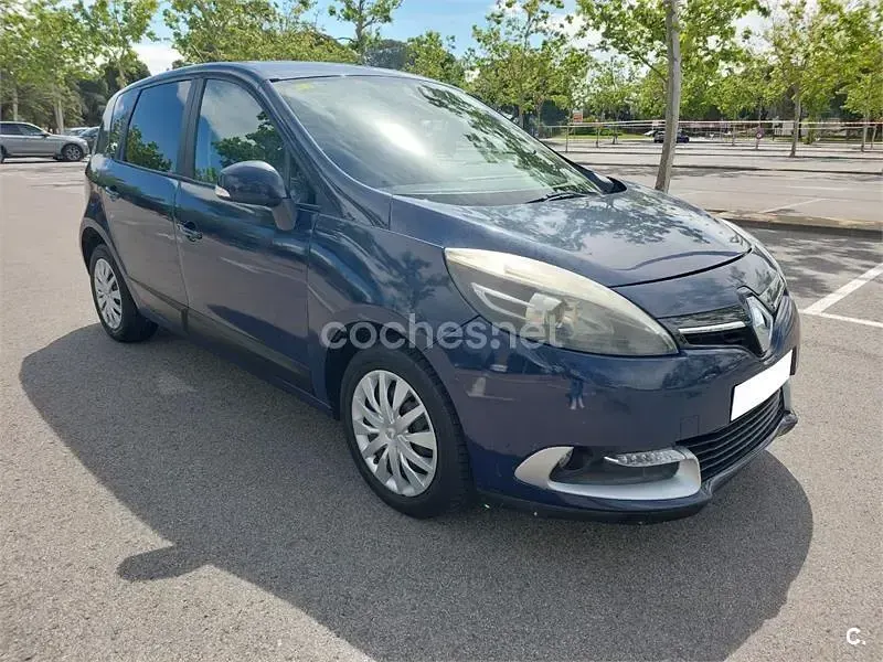 Usado Renault Scénic 115 CV (84 kW) 2014 Azul Monovolumen