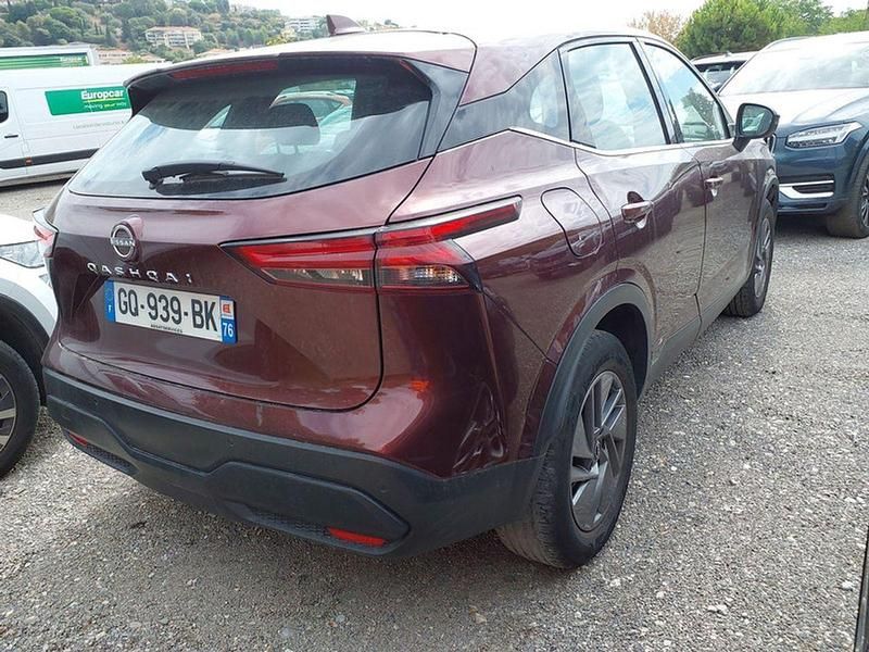 Usado Nissan Qashqai Tekna 159 CV (116 kW) 2023 Rojo SUV