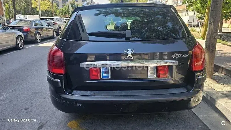 Usado Peugeot 407 Sport 136 CV (100 kW) 2006 Negro Familiar