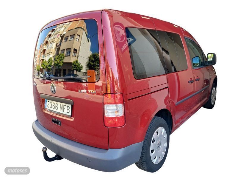 Usado VW Caddy 105 CV (77 kW) 2009 Rojo Monovolumen