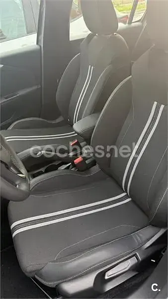 Nuevo Opel Corsa 100 CV (73 kW) 2025 Gris / plata Utilitario