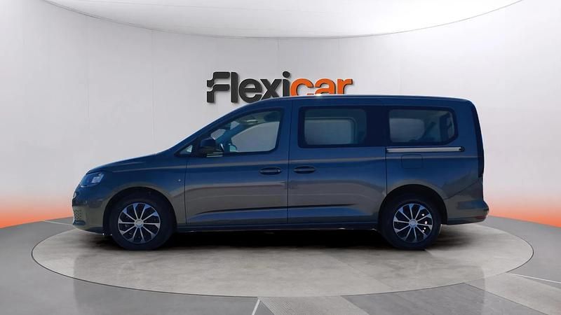 Usado VW Caddy Maxi 122 CV (89 kW) 2024 Negro Monovolumen