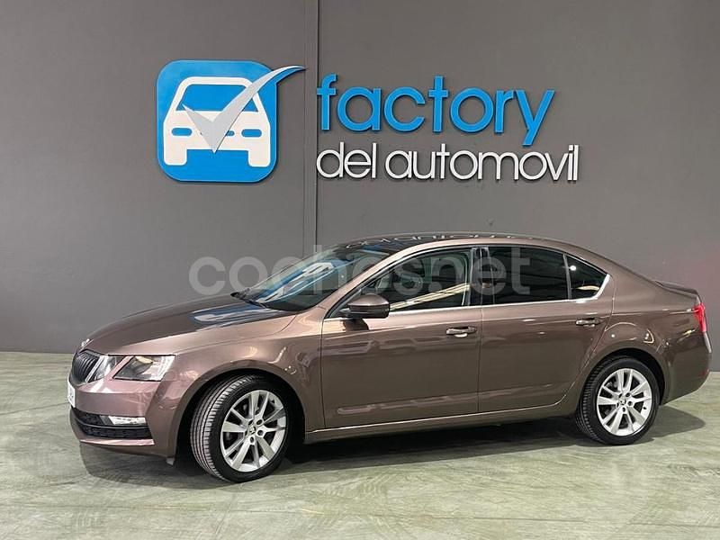 Marrón Usado 2019 Skoda Octavia Berlina | 11.500 € (Buen precio) - Imagen 1/4