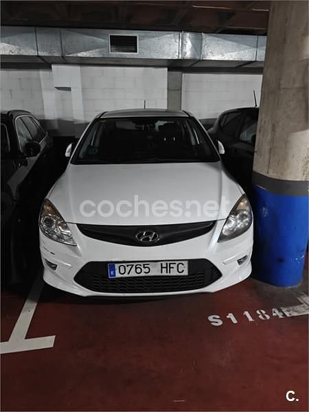 Blanco Usado 2011 Hyundai i30 GLS Berlina | 7000 € - Imagen 1/4