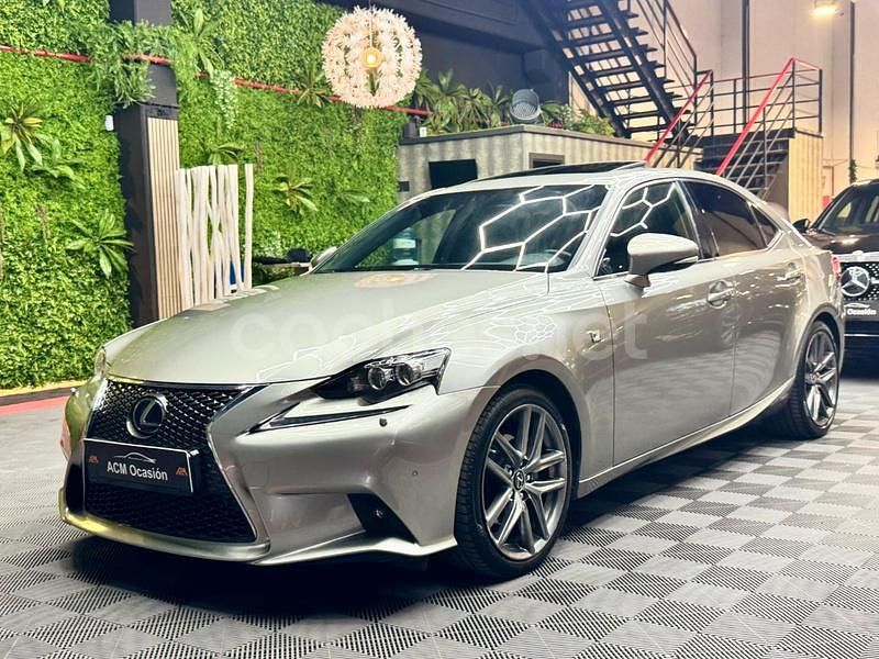 Gris / plata Usado 2014 Lexus IS300h Sport Line Berlina | 19.990 € (Caro) - Imagen 1/4