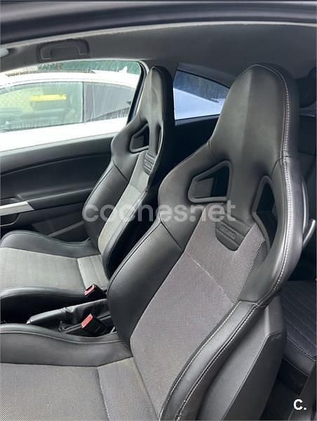 Usado Opel Corsa OPC 192 CV (141 kW) 2008 Azul Utilitario