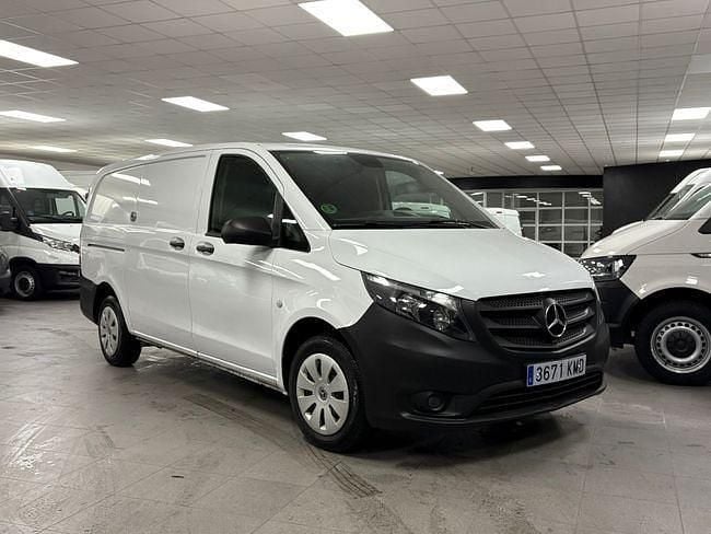 Usado Mercedes Vito 115 CV (84 kW) 2018 Blanco Van