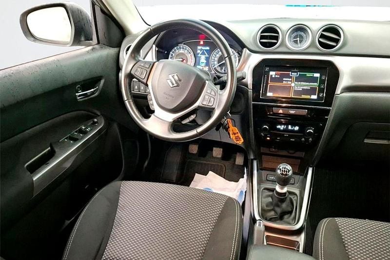 Usado Suzuki Vitara 131 CV (96 kW) 2021 Gris SUV
