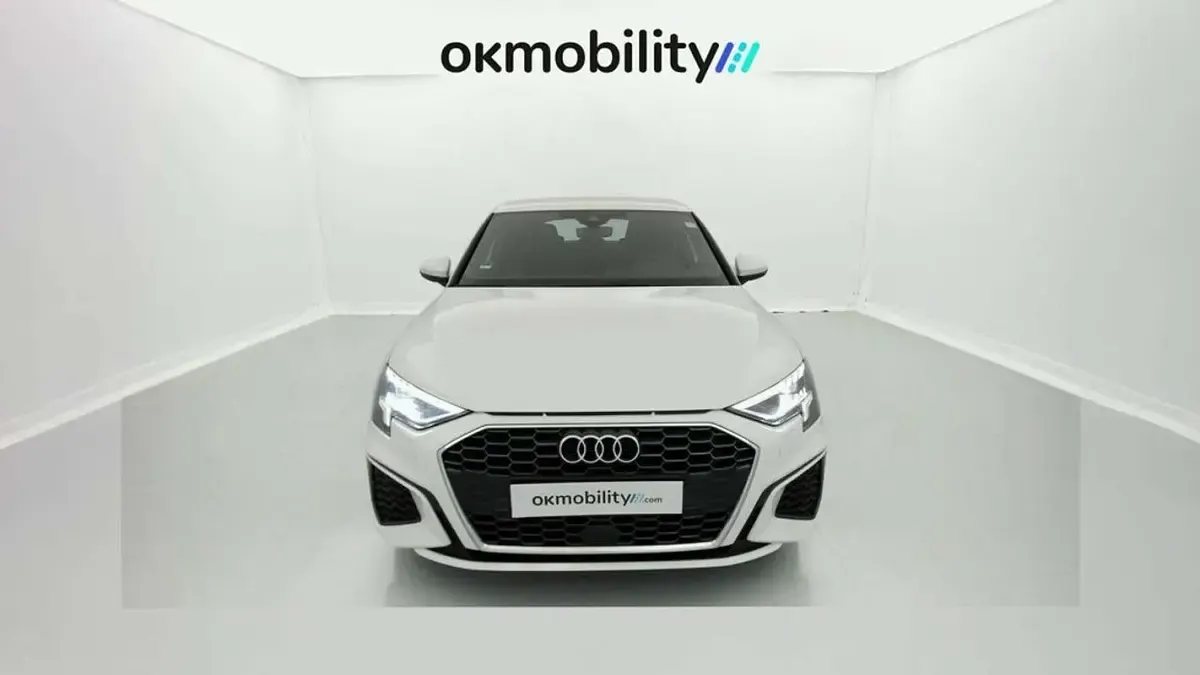 Usado Audi e-tron GT quattro 110 kW (150 CV) 2023 Blanco Berlina