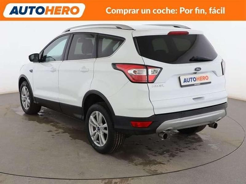 Usado Ford Kuga Business Edition 120 CV (88 kW) 2017 Blanco SUV