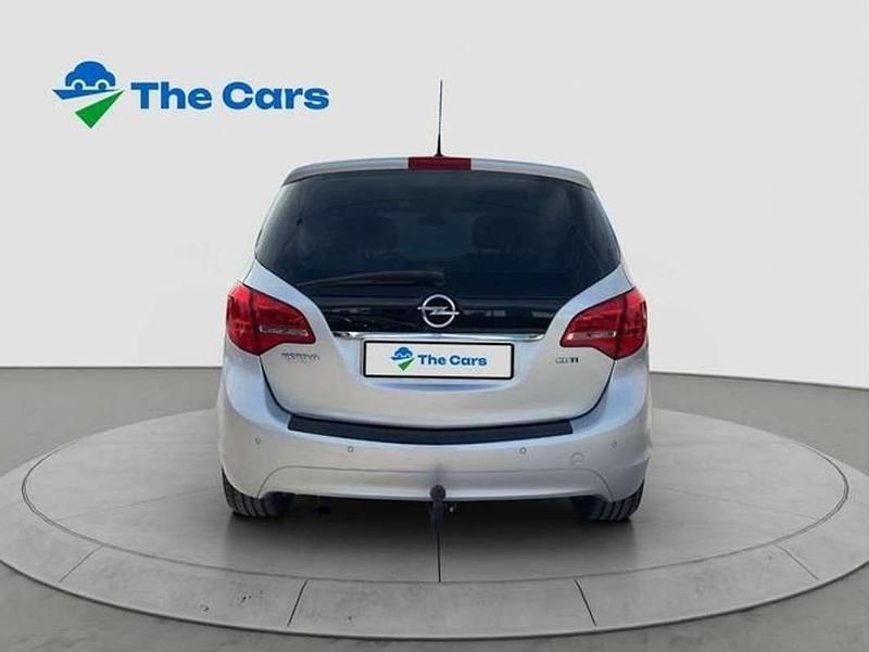 Usado Opel Meriva Cosmo 101 CV (74 kW) 2011 Gris Monovolumen