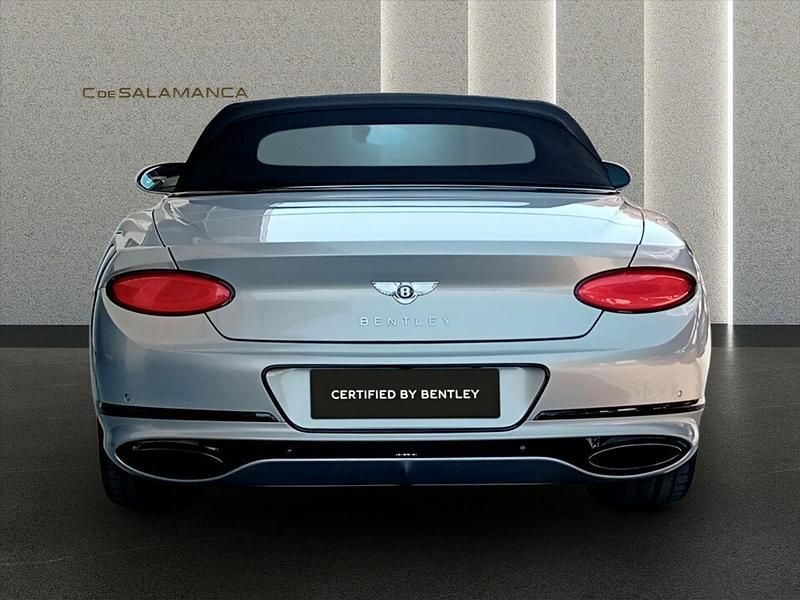 Usado Bentley Continental GT 635 CV (467 kW) 2019 Gris Descapotable