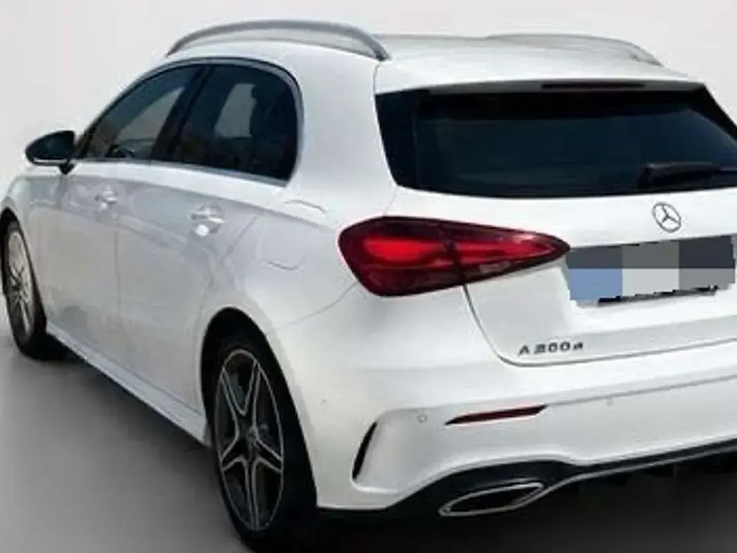 Usado Mercedes A200 150 CV (110 kW) 2023 Blanco Berlina
