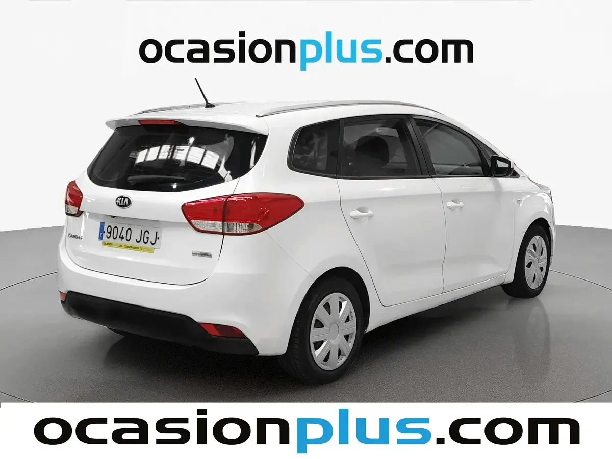 Usado Kia Carens 116 CV (85 kW) 2015 Blanco Monovolumen
