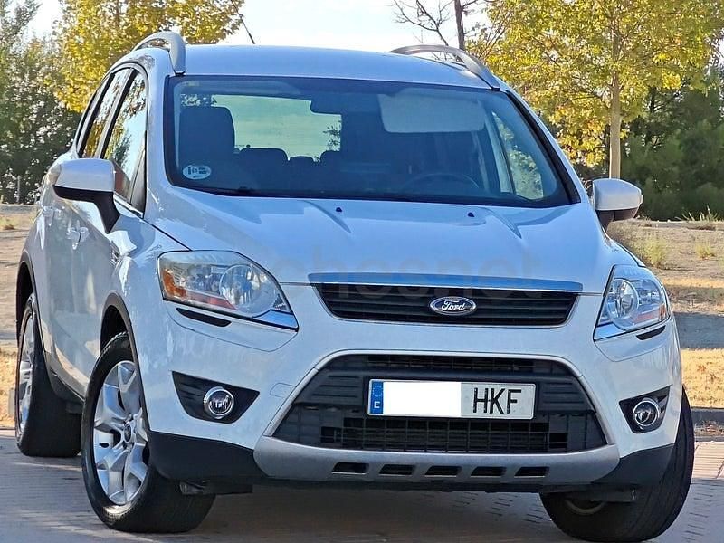 Usado Ford Kuga Titanium 140 CV (102 kW) 2012 Blanco SUV