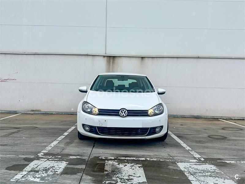 Blanco Usado 2009 VW Golf VI Sport Berlina | 8990 € (Precio justo) - Imagen 1/2