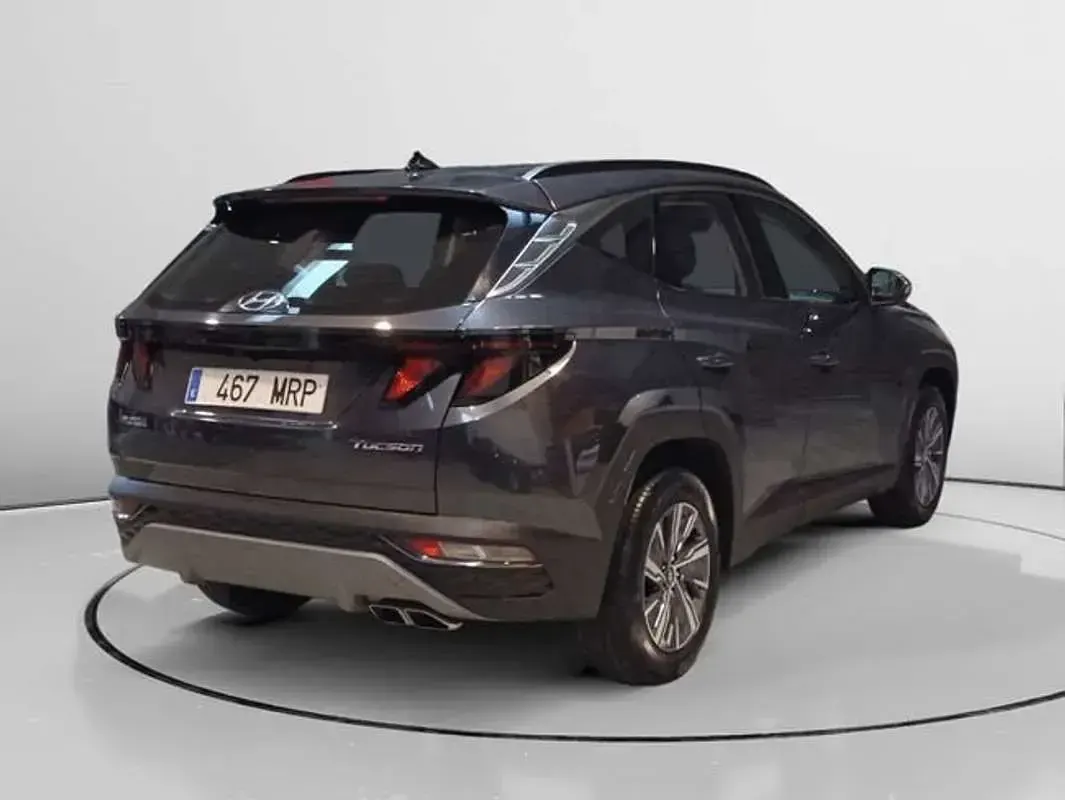 Usado Hyundai Tucson 116 CV (85 kW) 2024 Gris SUV
