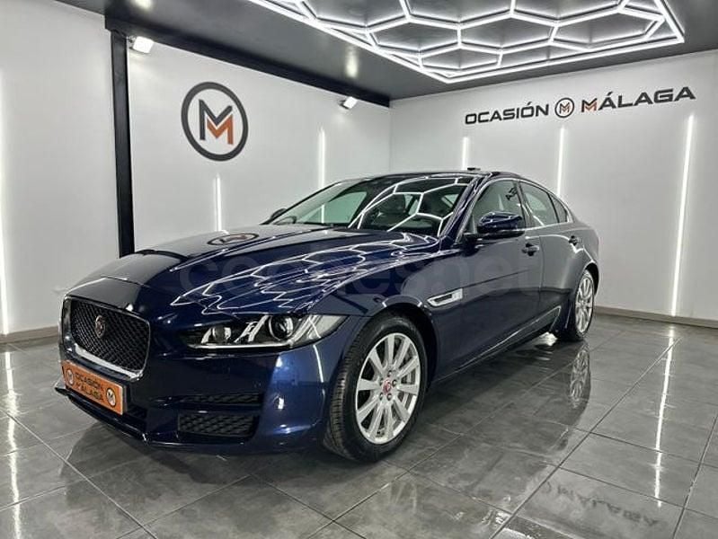 Usado Jaguar XE Portfolio 180 CV (132 kW) 2015 Azul Berlina