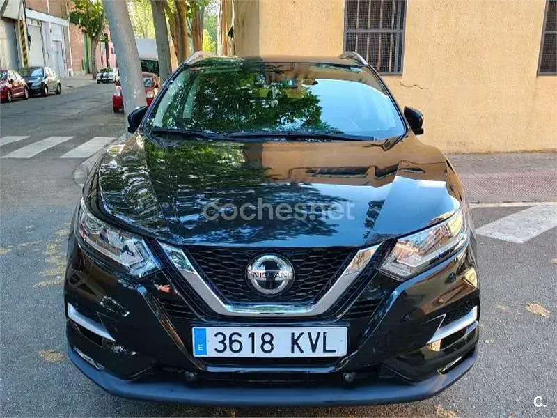 Usado Nissan Qashqai N-Connecta 115 CV (84 kW) 2019 Negro SUV
