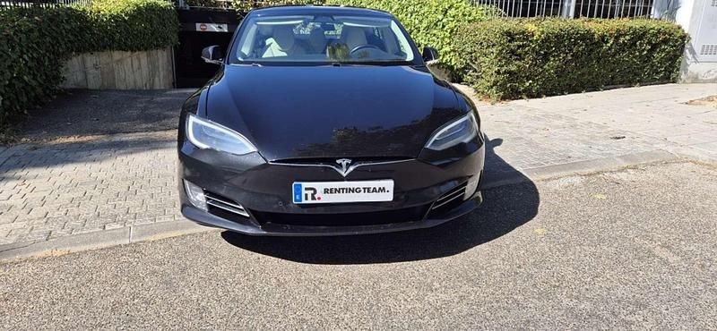 Usado Tesla Model S 309 kW (421 CV) 2018 Negro Utilitario