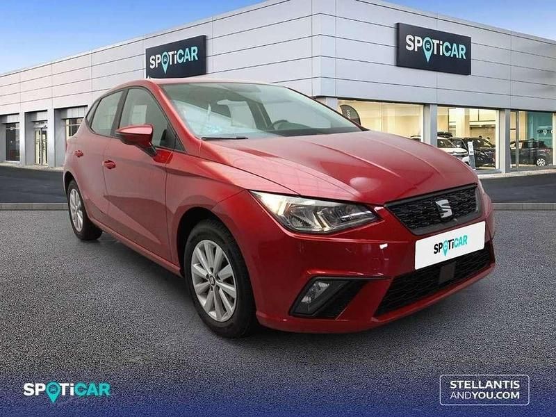 Usado Seat Ibiza Style 111 CV (81 kW) 2021 Rojo Utilitario