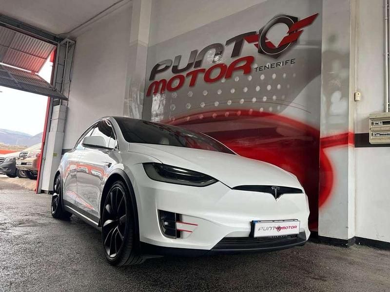 Blanco Usado 2020 Tesla Model X Long Range AWD SUV | 52.990 € - Imagen 1/4