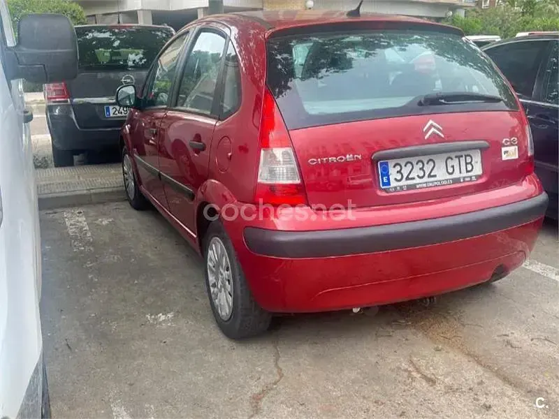 Usado Citroën C3 75 CV (55 kW) 2010 Rojo Berlina