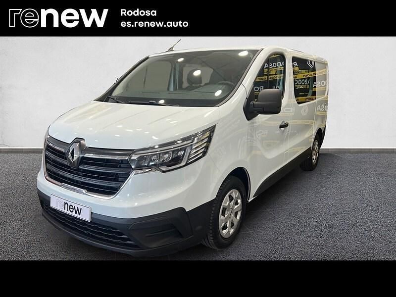 Usado Renault Trafic 110 CV (80 kW) 2022 Blanco Monovolumen