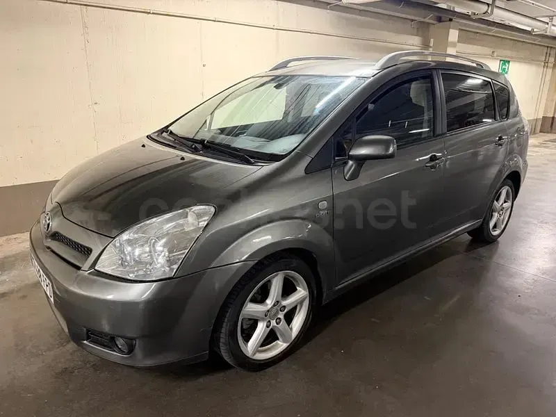Usado Toyota Corolla Verso Sport 177 CV (130 kW) 2008 Gris / plata Monovolumen