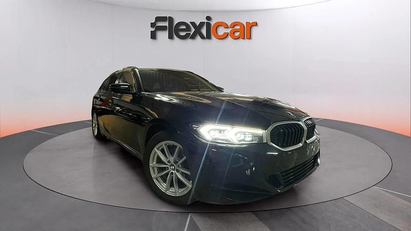 Usado BMW 320e 190 CV (139 kW) 2023 Negro Familiar