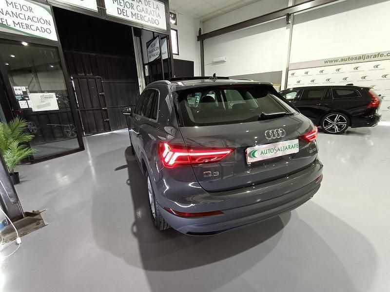 Usado Audi Q3 Advanced Plus 150 CV (110 kW) 2021 Gris / plata SUV