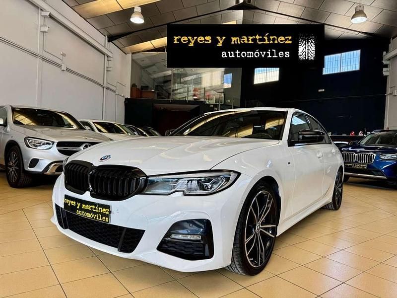 Blanco Usado 2019 BMW 318 Shadowline Berlina | 26.900 € - Imagen 1/4