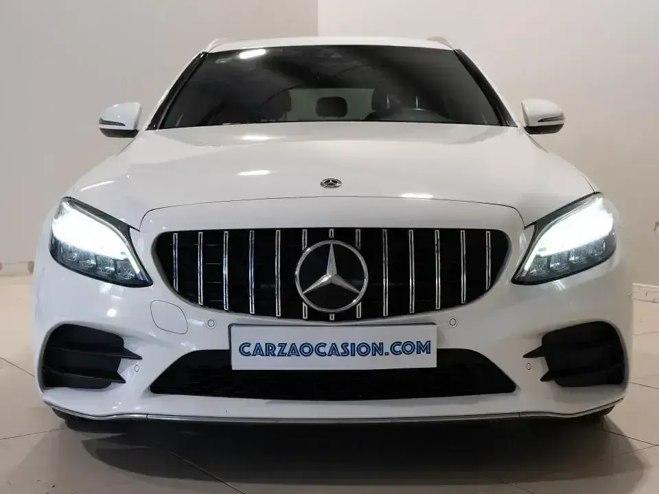Usado Mercedes C220 194 CV (142 kW) 2018 Blanco Familiar
