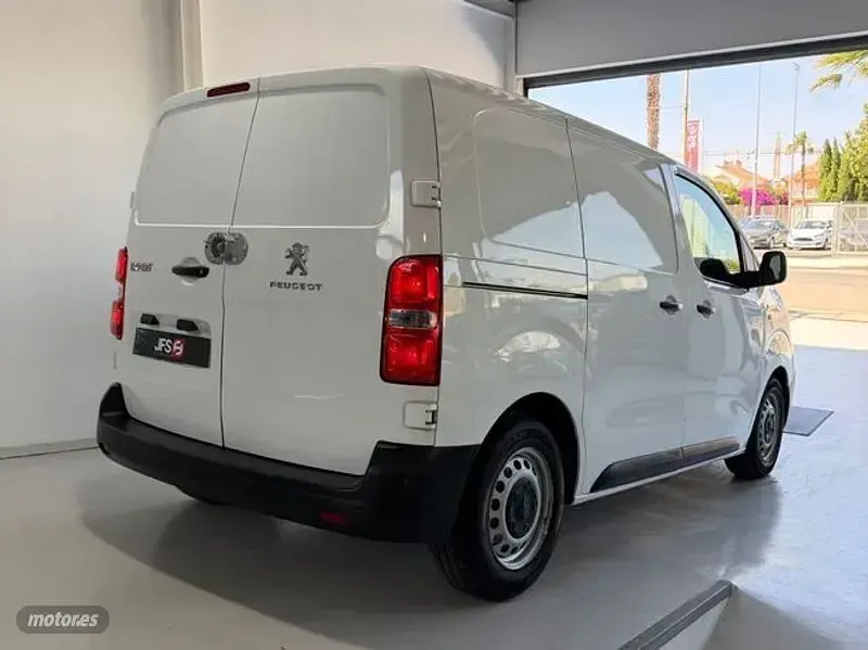 Usado Peugeot Expert 120 CV (88 kW) 2016 Blanco Van