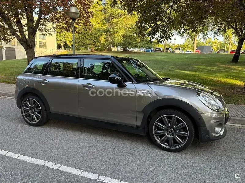 Usado Mini Cooper SD Clubman 190 CV (139 kW) 2018 Gris / plata Familiar