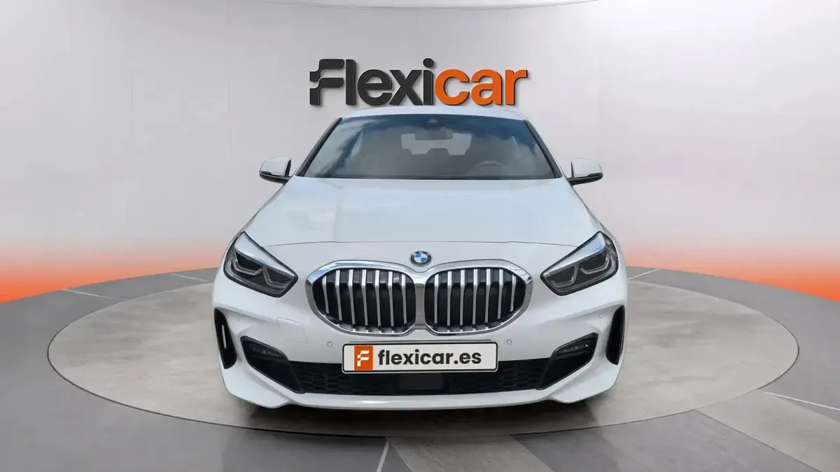 Usado BMW 118 136 CV (100 kW) 2021 Blanco Utilitario