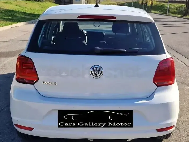 Usado VW Polo Advance 75 CV (55 kW) 2015 Blanco Berlina