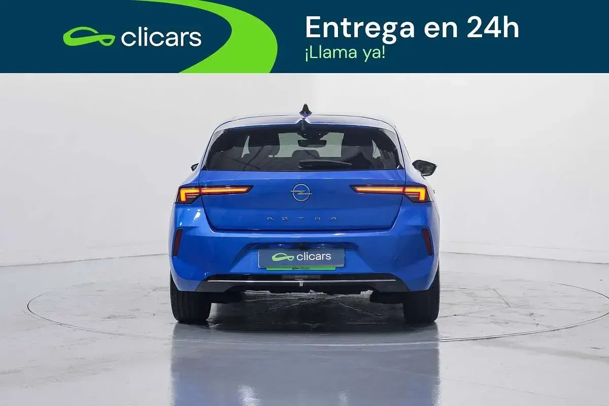 Usado Opel Astra Elegance 131 CV (96 kW) 2023 Azul Utilitario