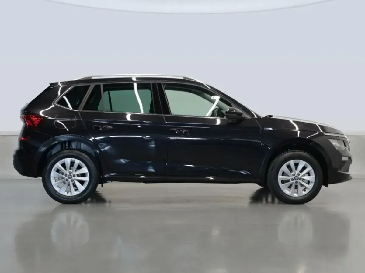 Nuevo Skoda Kamiq Selection 116 CV (85 kW) 2026 Negro SUV