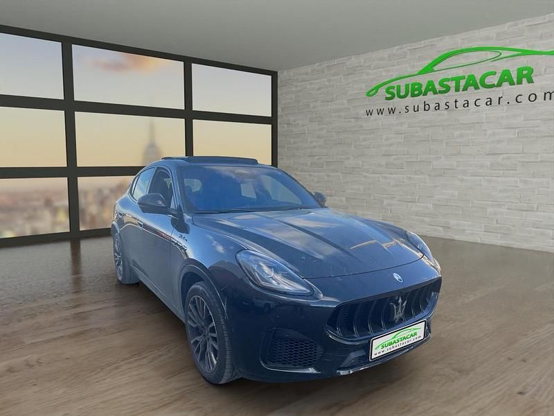Negro metalizado Usado 2024 Maserati Grecale SUV | 74.450 € - Imagen 1/4